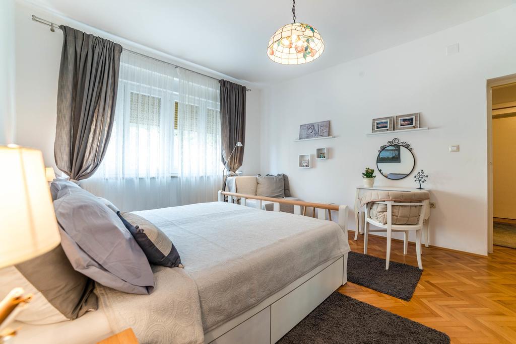 Apartment Aquileia Pula Buitenkant foto