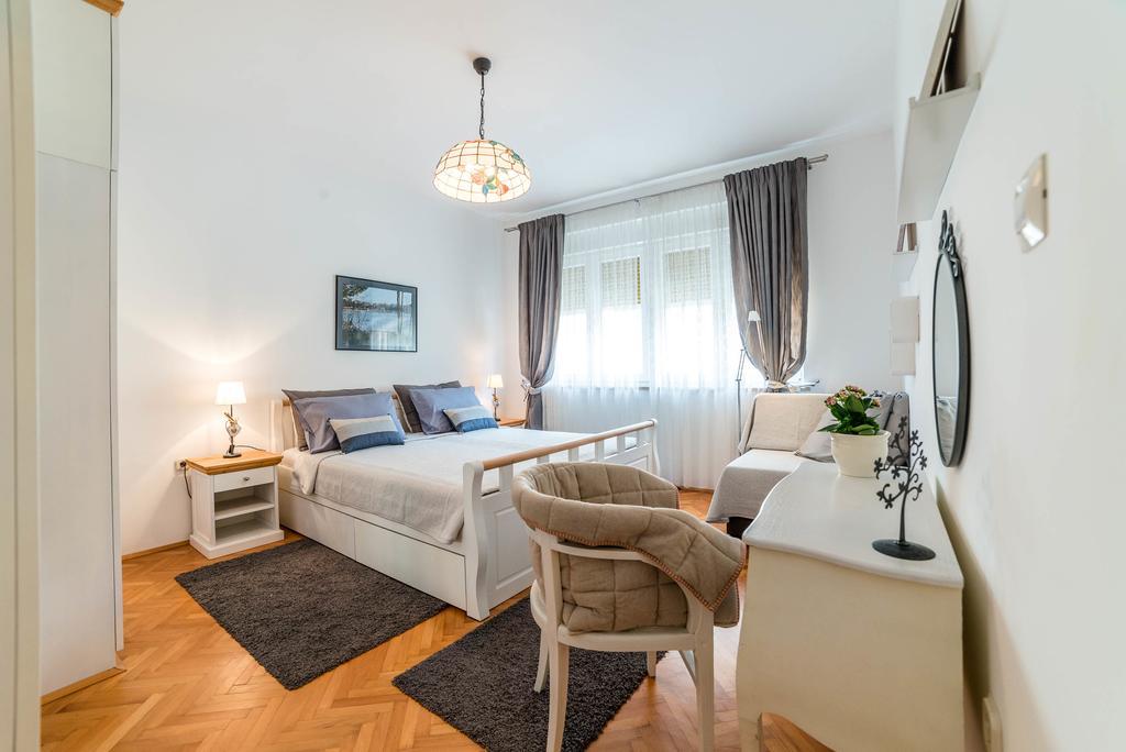 Apartment Aquileia Pula Buitenkant foto